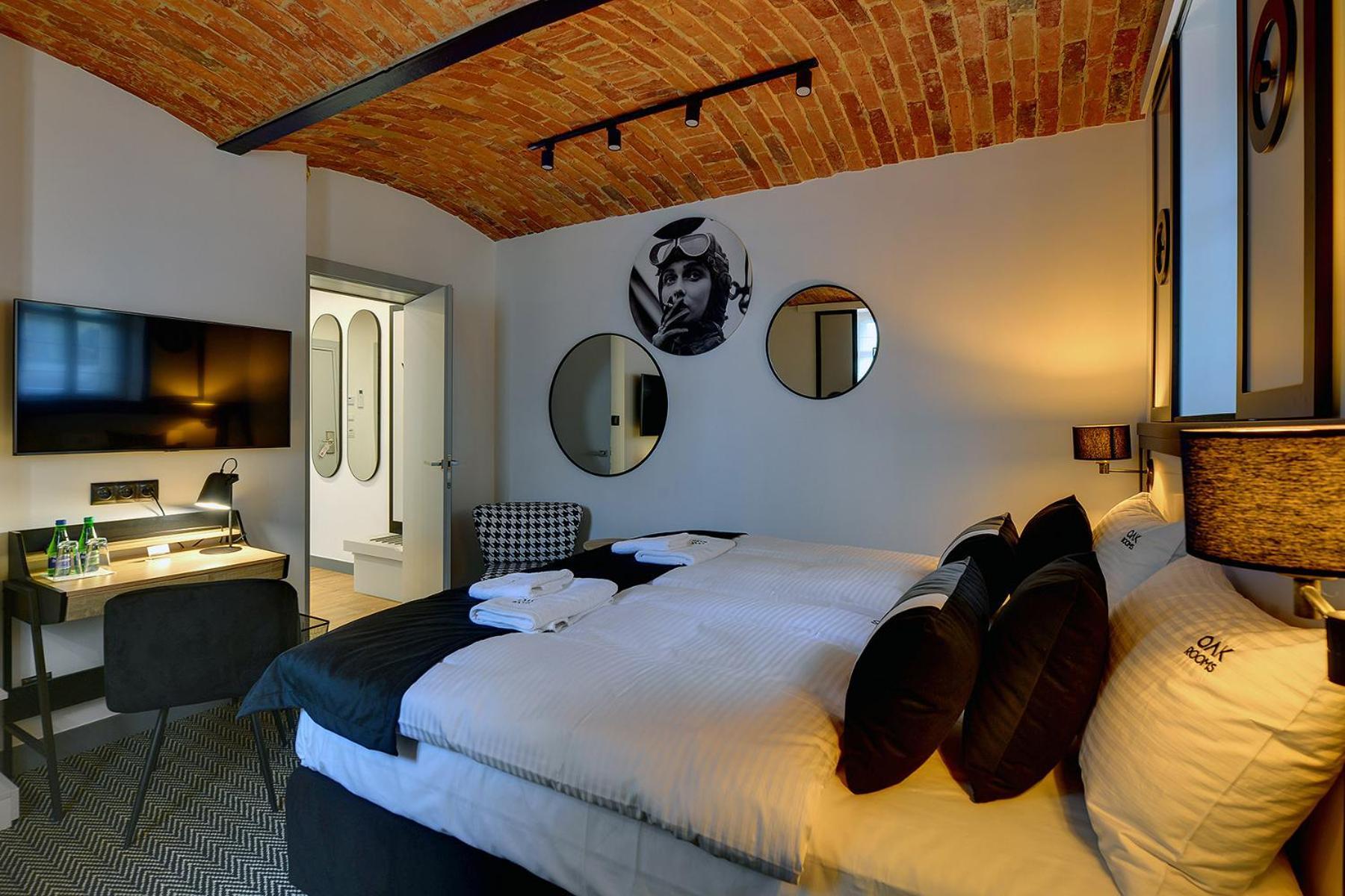 Oak Rooms Oborniki Slaskie ภายนอก รูปภาพ