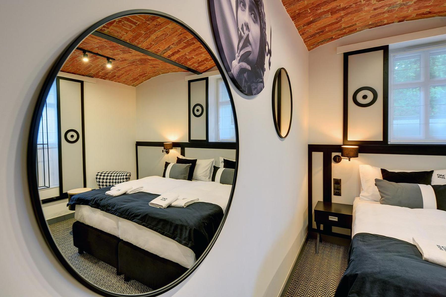 Oak Rooms Oborniki Slaskie ภายนอก รูปภาพ