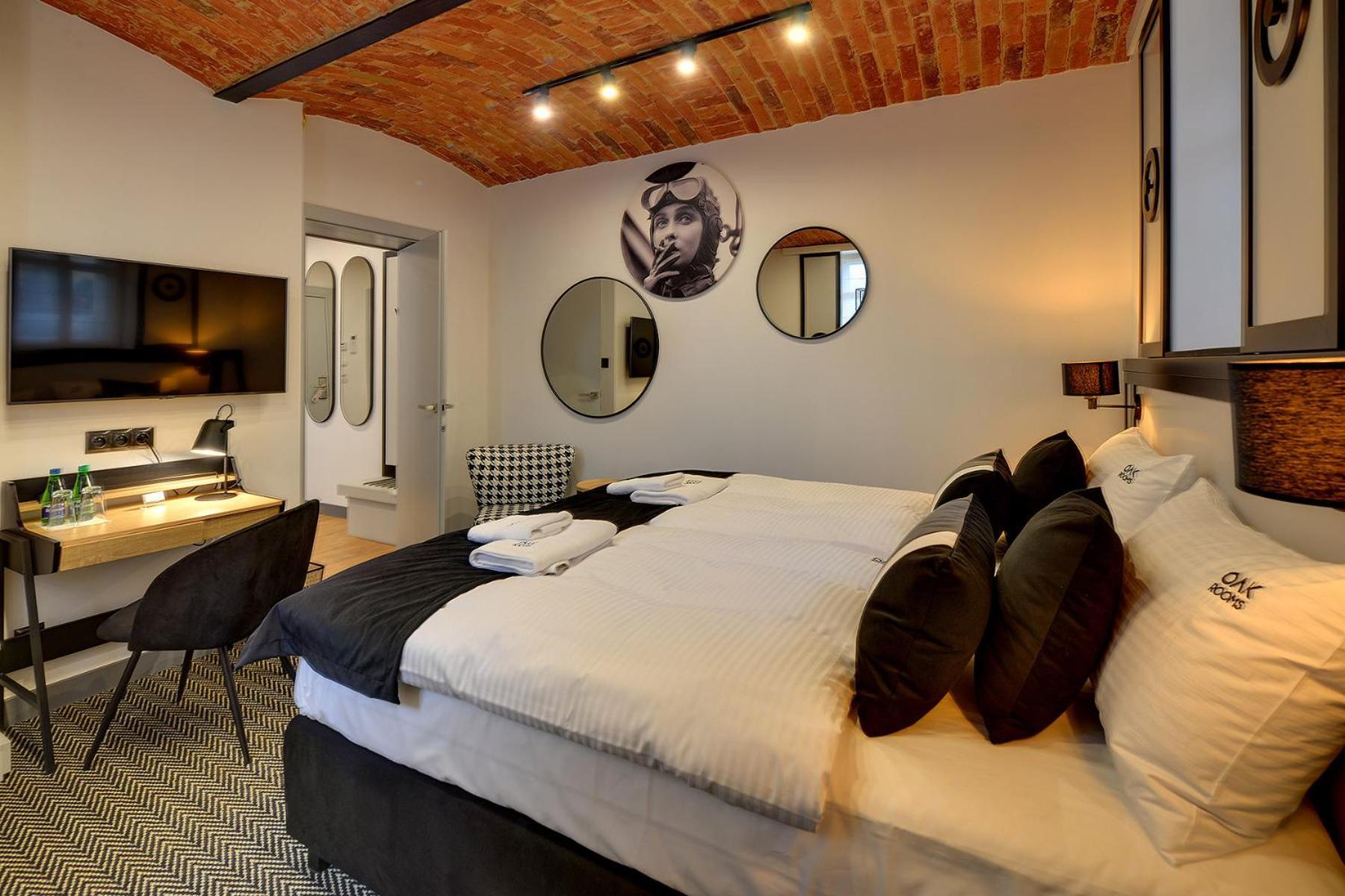 Oak Rooms Oborniki Slaskie ภายนอก รูปภาพ