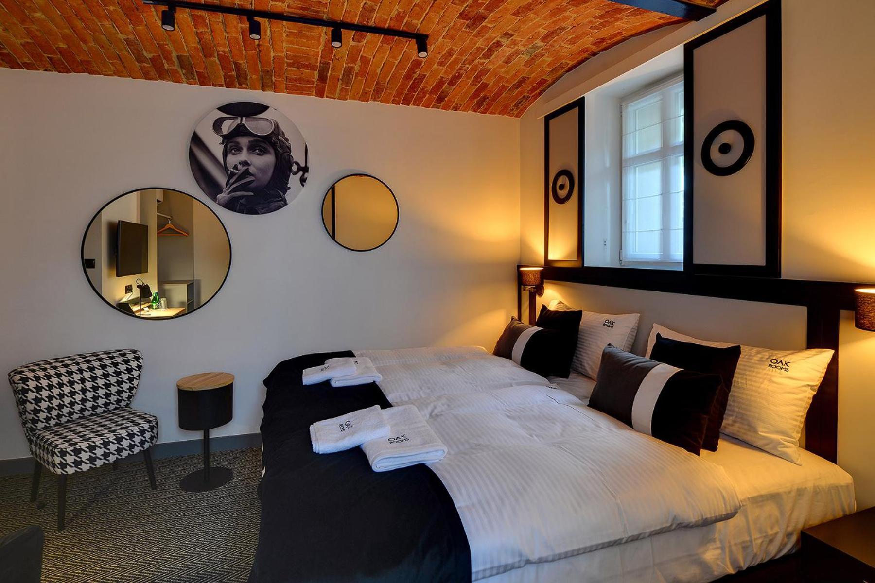Oak Rooms Oborniki Slaskie ภายนอก รูปภาพ