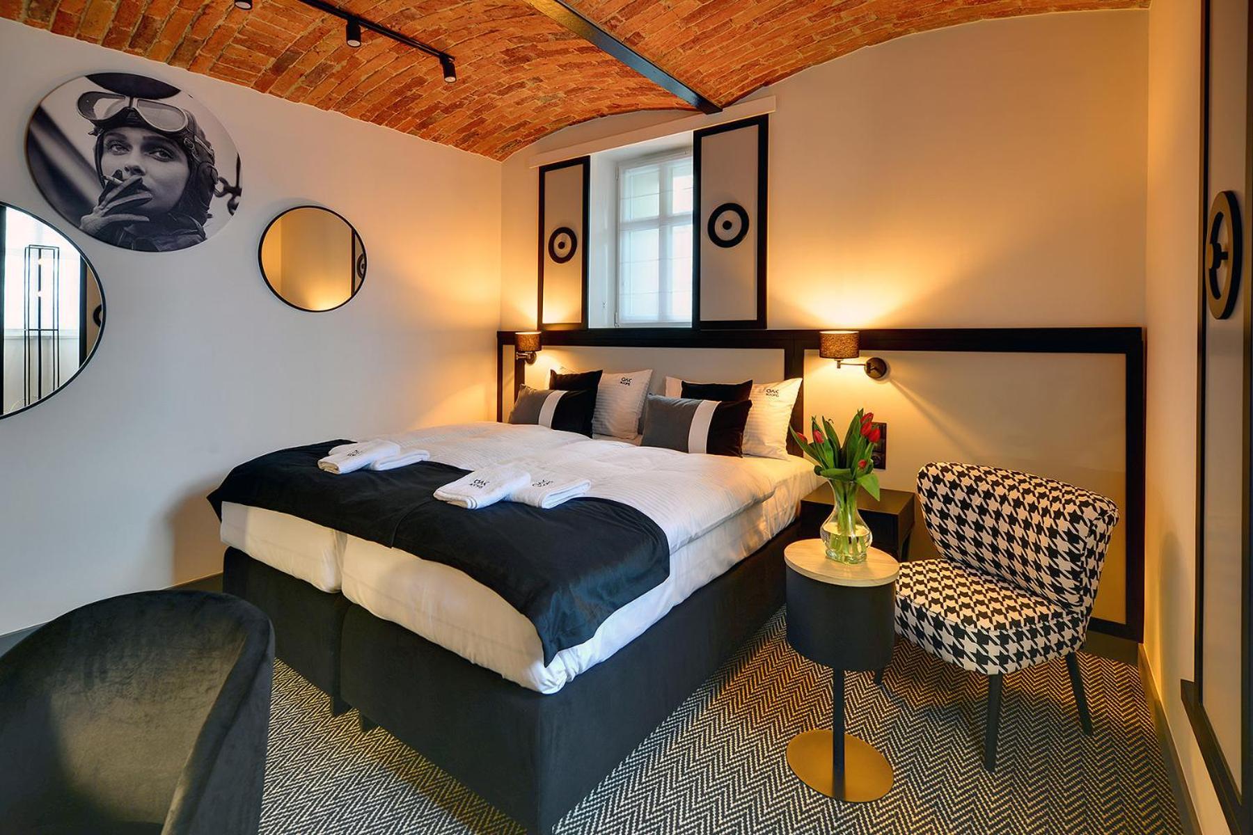 Oak Rooms Oborniki Slaskie ภายนอก รูปภาพ