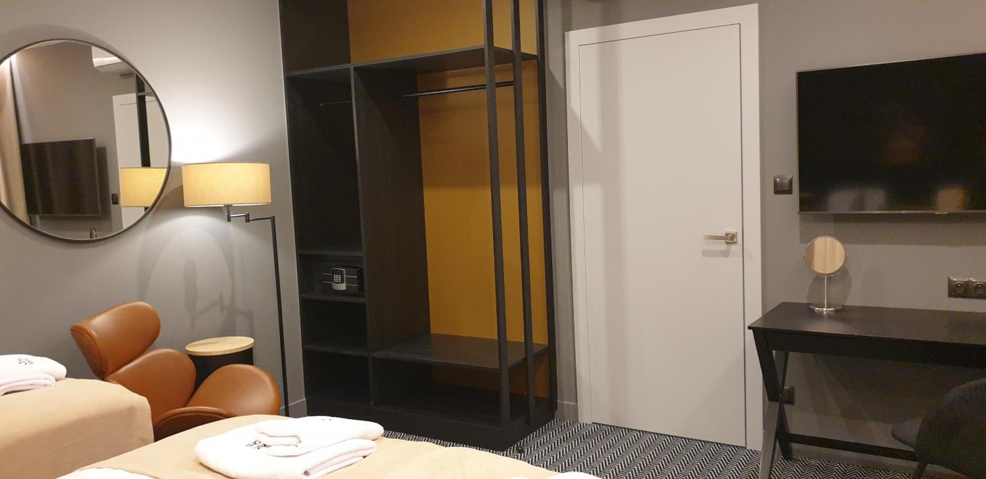 Oak Rooms Oborniki Slaskie ภายนอก รูปภาพ